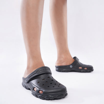 HARDWORK Clogs – Black
